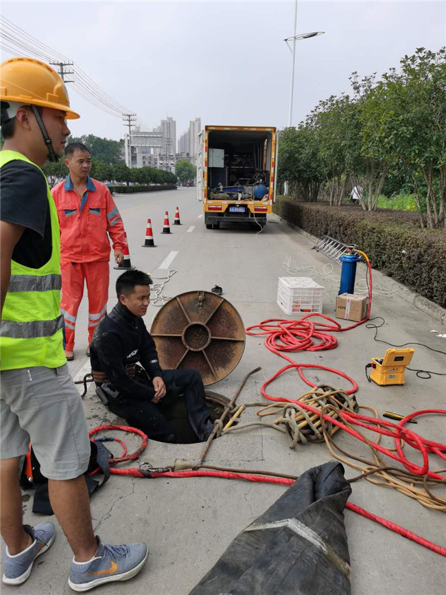 广汉翻衬法管道修复技术主要工序